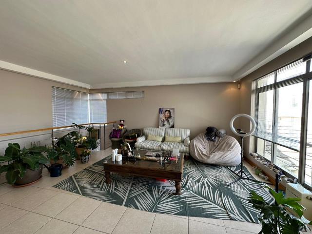 To Let 4 Bedroom Property for Rent in Sunset Beach Western Cape